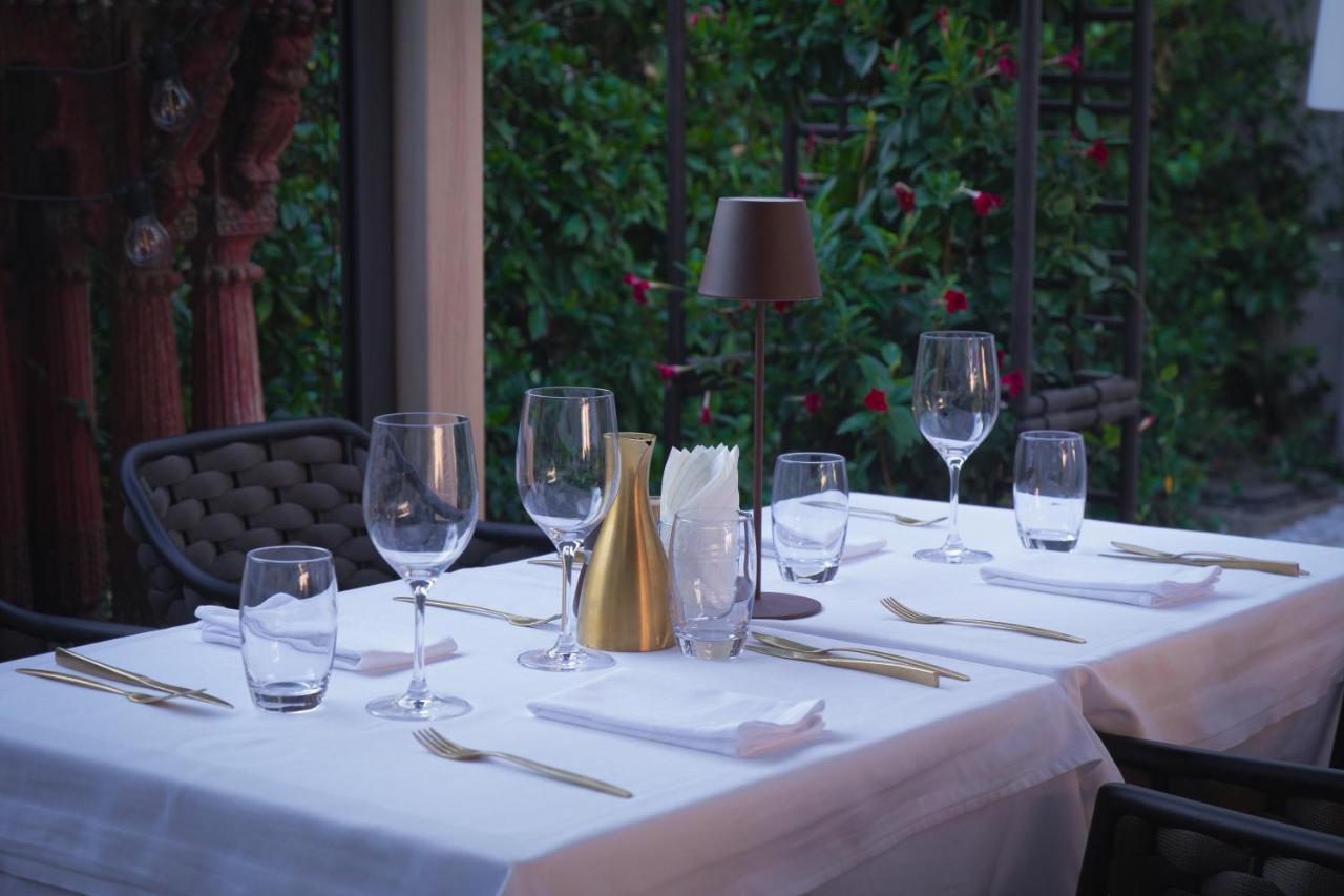 Unique Boutique Hotel Antibes Juan-Les-Pins エクステリア 写真