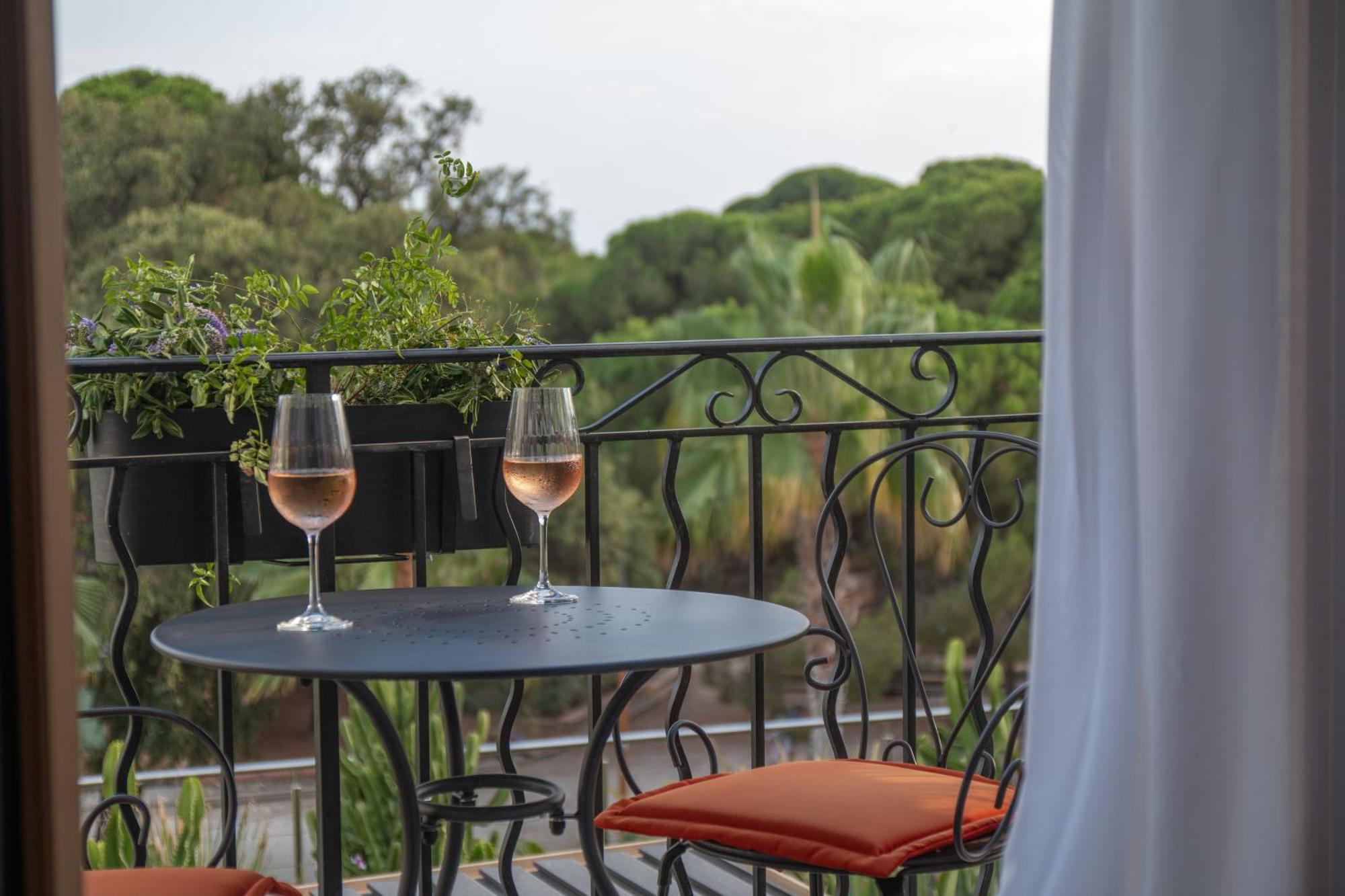Unique Boutique Hotel Antibes Juan-Les-Pins エクステリア 写真